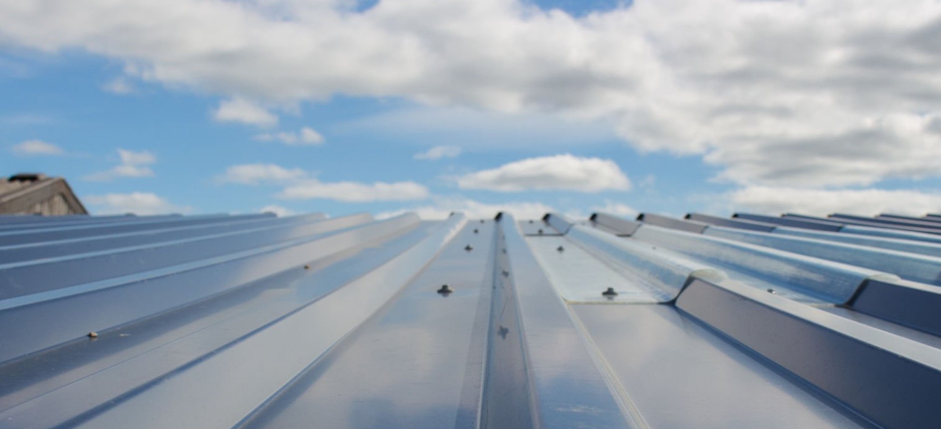 Techos de zinc en Panamá: confía en la excelencia de HOPSA