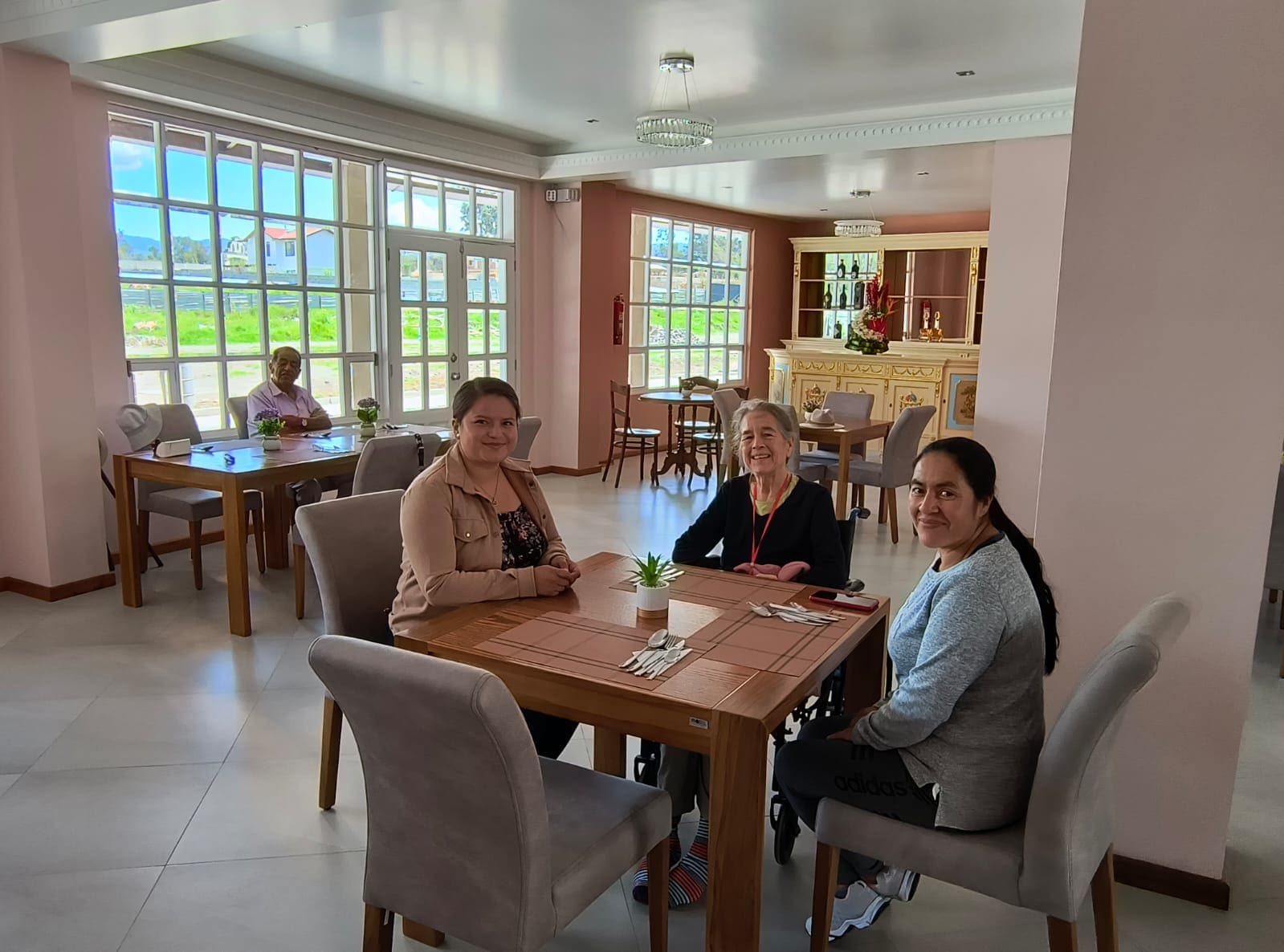 ¿Por qué elegir una residencia de lujo para jubilados de Guayaquil?