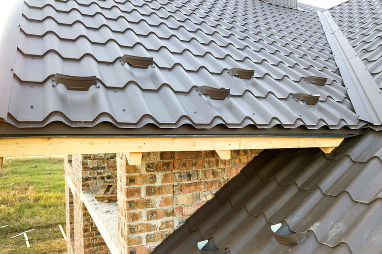 HOPSA: la mejor opción en techos de tejas metálicas en Panamá