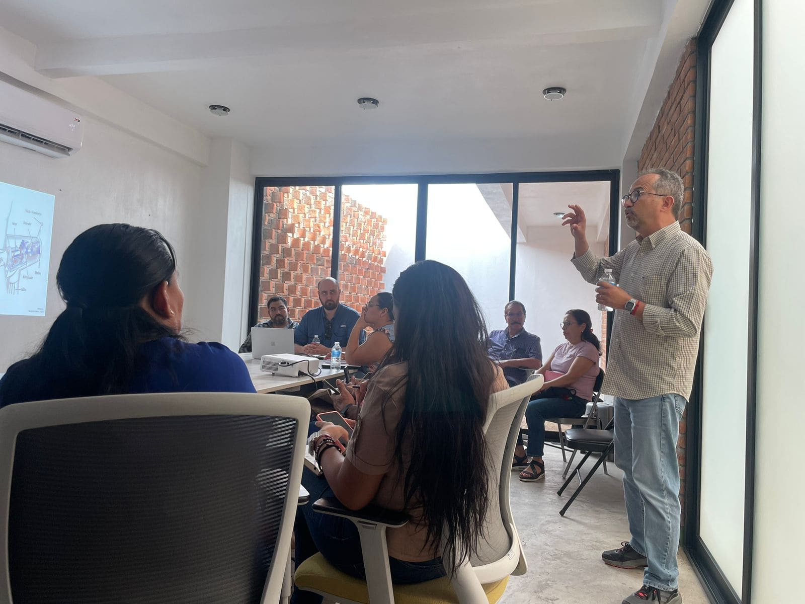 Por qué tu empresa en  Argentina necesita consultores sociales