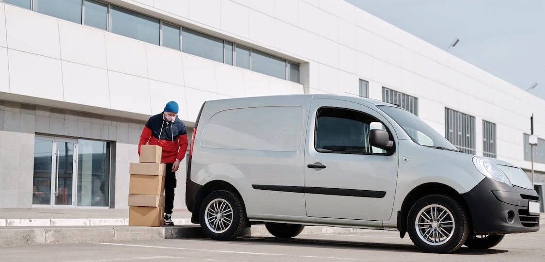 Cómo la logística de última milla en Houston aumenta la satisfacción del cliente